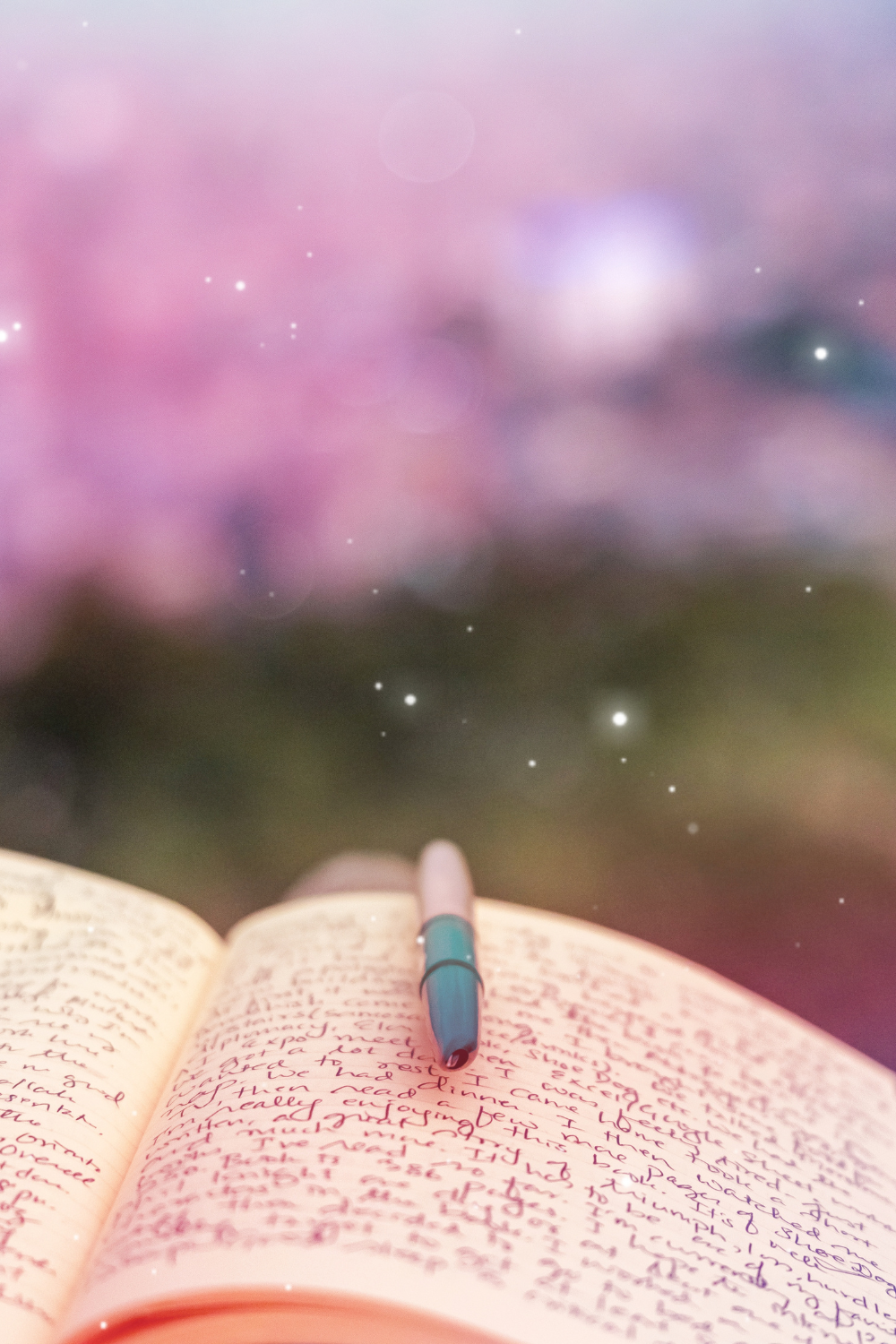 Consistent journaling is so good for moving through feelings of anxiety, sadness, overwhelm, confusion, grief, happiness, and so much more.